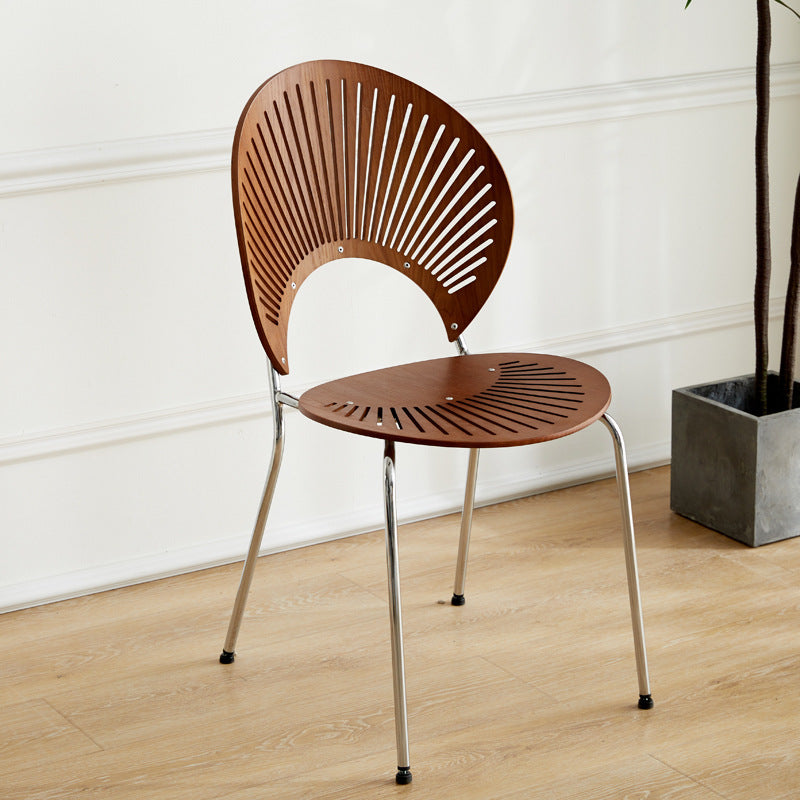 Nordic dining chair solid wood home coffee chair backbone retro dining table and chair simple negotiation casual shell chair wholesale