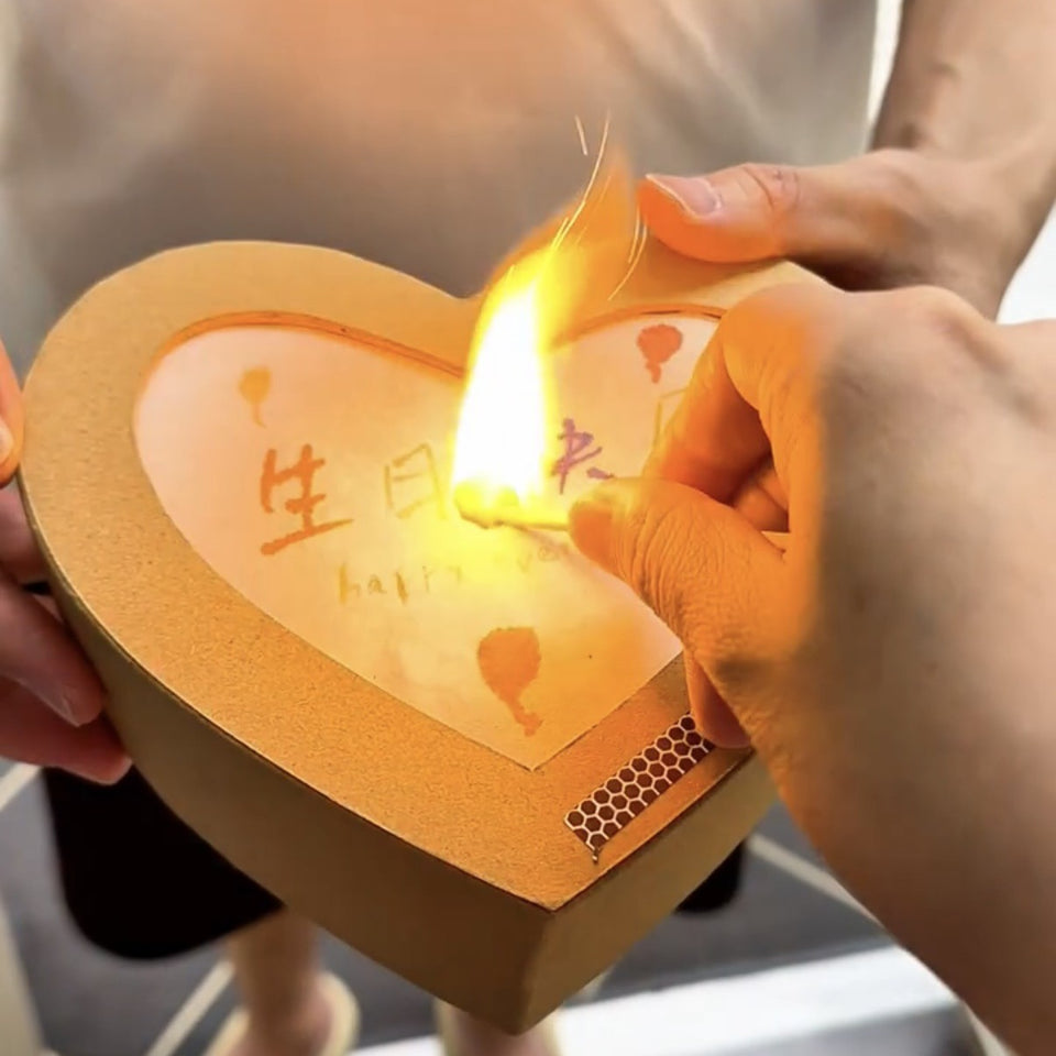 New flame greeting card custom surprise box creative three-dimensional gift box high-value burning envelope material package